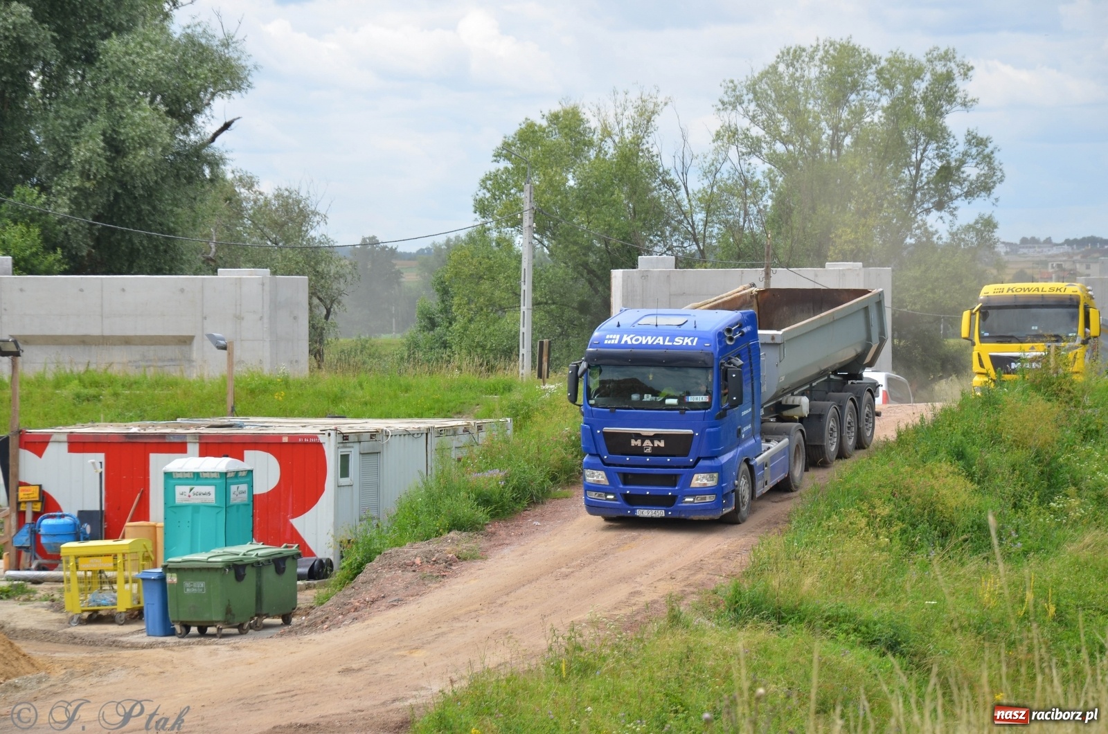 Zdjęcie w galerii na portalu naszraciborz.pl: Przy moście kolejowym na Markowice powstaje wiadukt [FOTO] wiadomości z regionu