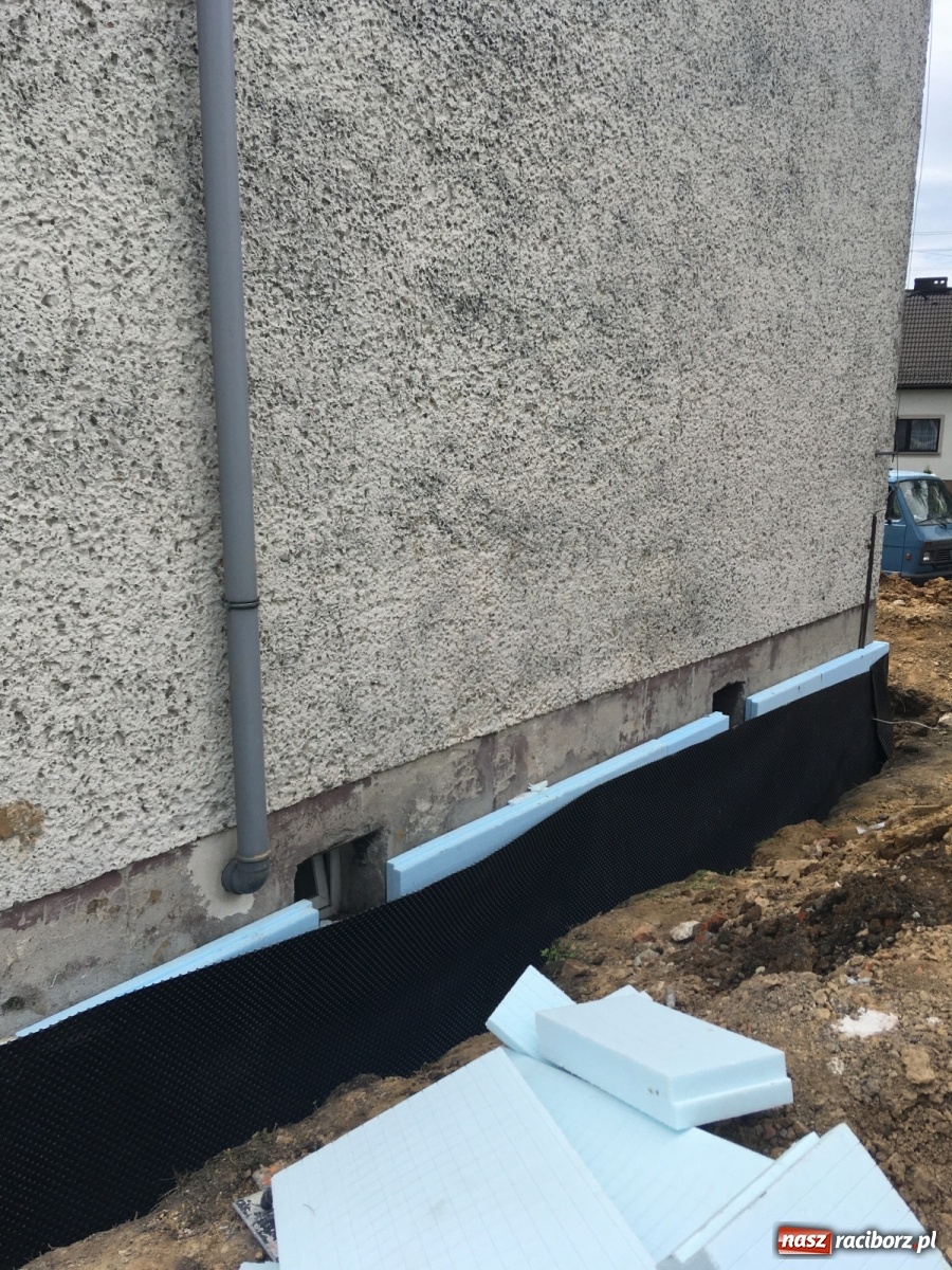 Zdjęcie w galerii na portalu naszraciborz.pl: Budynki w Gminie Rudnik przechodzą termomodernizację wiadomości z regionu