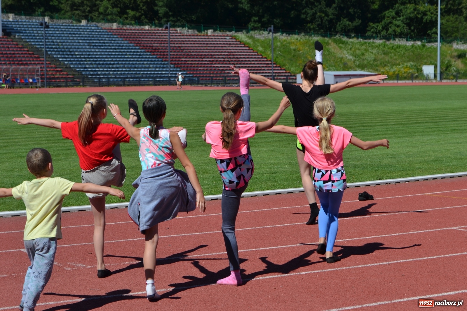 Zdjęcie w galerii na portalu naszraciborz.pl: Skaza na lato. Taneczne warsztaty z RCK [FOTO] wiadomości z regionu