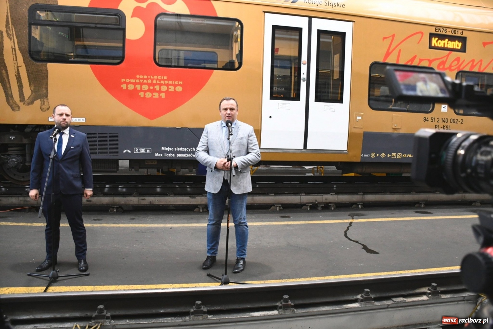 Zdjęcie w galerii na portalu naszraciborz.pl: Drugi złoty pociąg Kolei Śląskich wiadomości z regionu