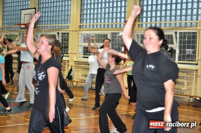 Zdjęcie w galerii na portalu naszraciborz.pl: Chcą wiedzieć jak się bronić wiadomości z regionu