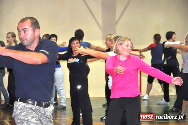 Zdjęcie w galerii na portalu naszraciborz.pl: Chcą wiedzieć jak się bronić wiadomości z regionu