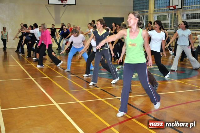 Zdjęcie w galerii na portalu naszraciborz.pl: Chcą wiedzieć jak się bronić wiadomości z regionu