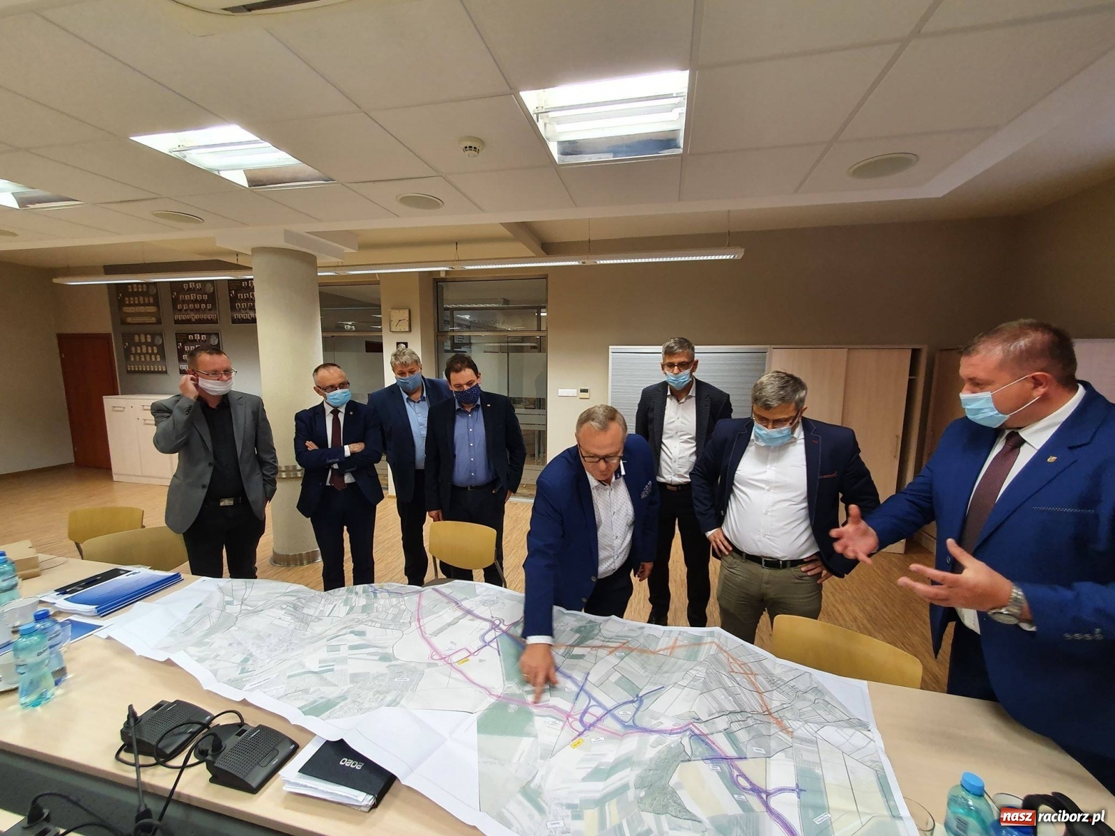 Zdjęcie w galerii na portalu naszraciborz.pl: Wojewoda śląski był dziś w Raciborzu. Co dalej ze szpitalem?  wiadomości z regionu