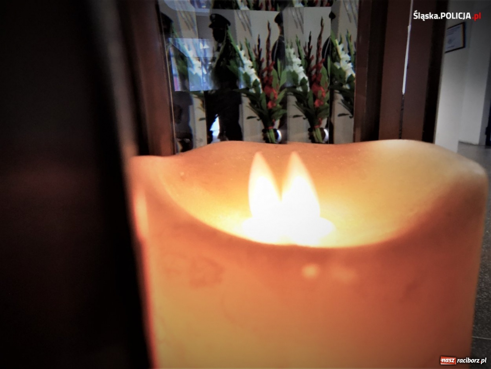 Zdjęcie w galerii na portalu naszraciborz.pl: Burmistrz Kuźni Raciborskiej z Medalem za Zasługi dla Policji wiadomości z regionu