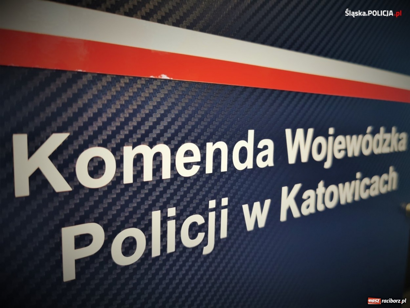 Zdjęcie w galerii na portalu naszraciborz.pl: Burmistrz Kuźni Raciborskiej z Medalem za Zasługi dla Policji wiadomości z regionu