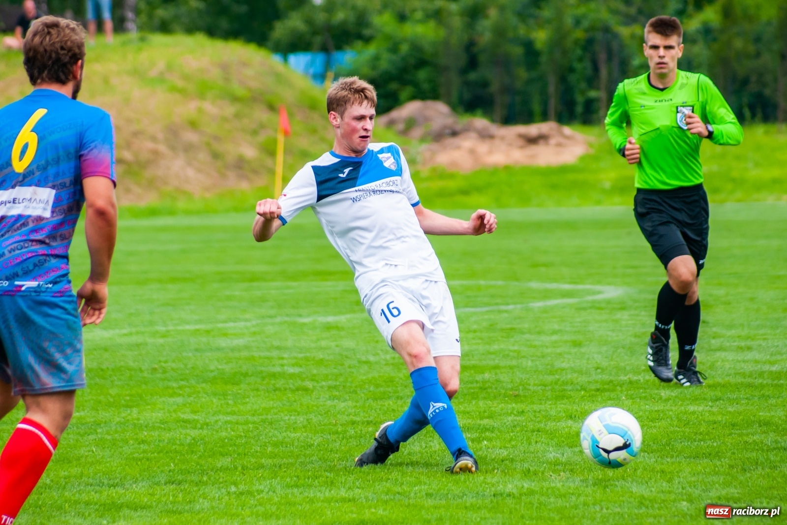 Zdjęcie w galerii na portalu naszraciborz.pl: Bez bramek w sparingowym starciu z czwartoligowcem [FOTO] wiadomości z regionu