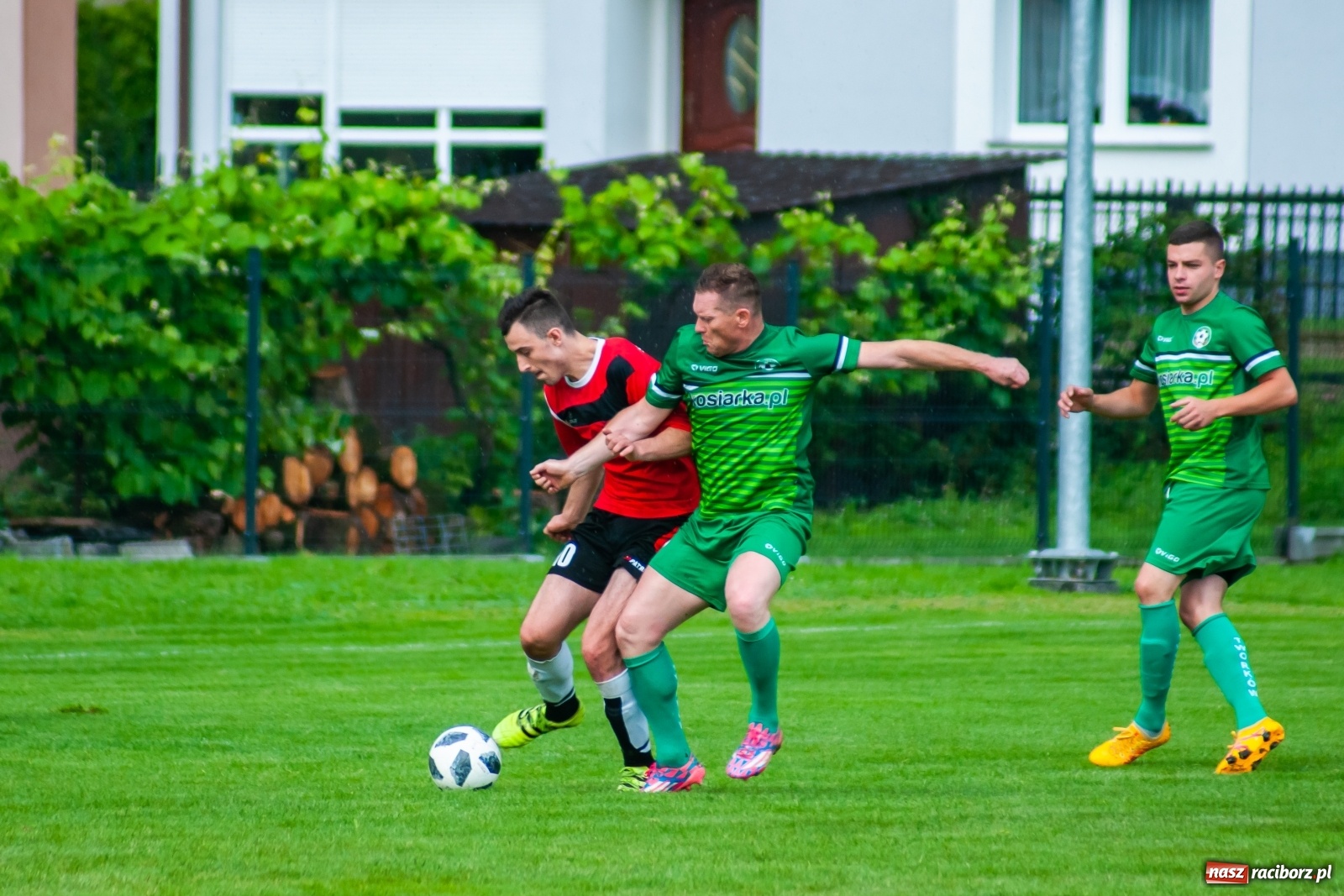 Zdjęcie w galerii na portalu naszraciborz.pl: Głowa Mateusza Kocota tajną bronią Tworkowa [FOTO] wiadomości z regionu