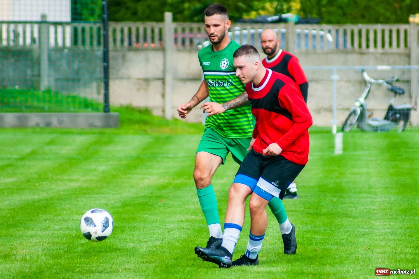 Zdjęcie w galerii na portalu naszraciborz.pl: Głowa Mateusza Kocota tajną bronią Tworkowa [FOTO] wiadomości z regionu