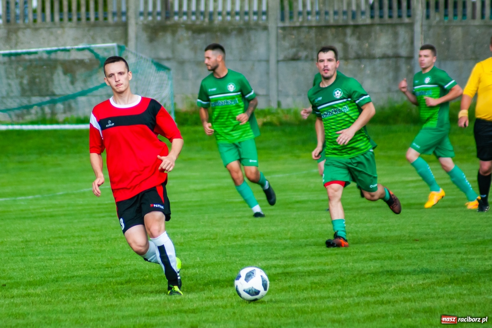 Zdjęcie w galerii na portalu naszraciborz.pl: Głowa Mateusza Kocota tajną bronią Tworkowa [FOTO] wiadomości z regionu