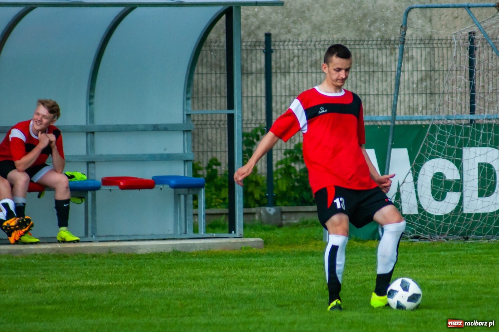 Zdjęcie w galerii na portalu naszraciborz.pl: Głowa Mateusza Kocota tajną bronią Tworkowa [FOTO] wiadomości z regionu