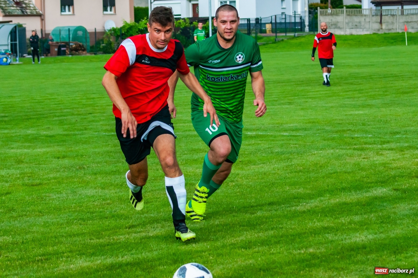 Zdjęcie w galerii na portalu naszraciborz.pl: Głowa Mateusza Kocota tajną bronią Tworkowa [FOTO] wiadomości z regionu