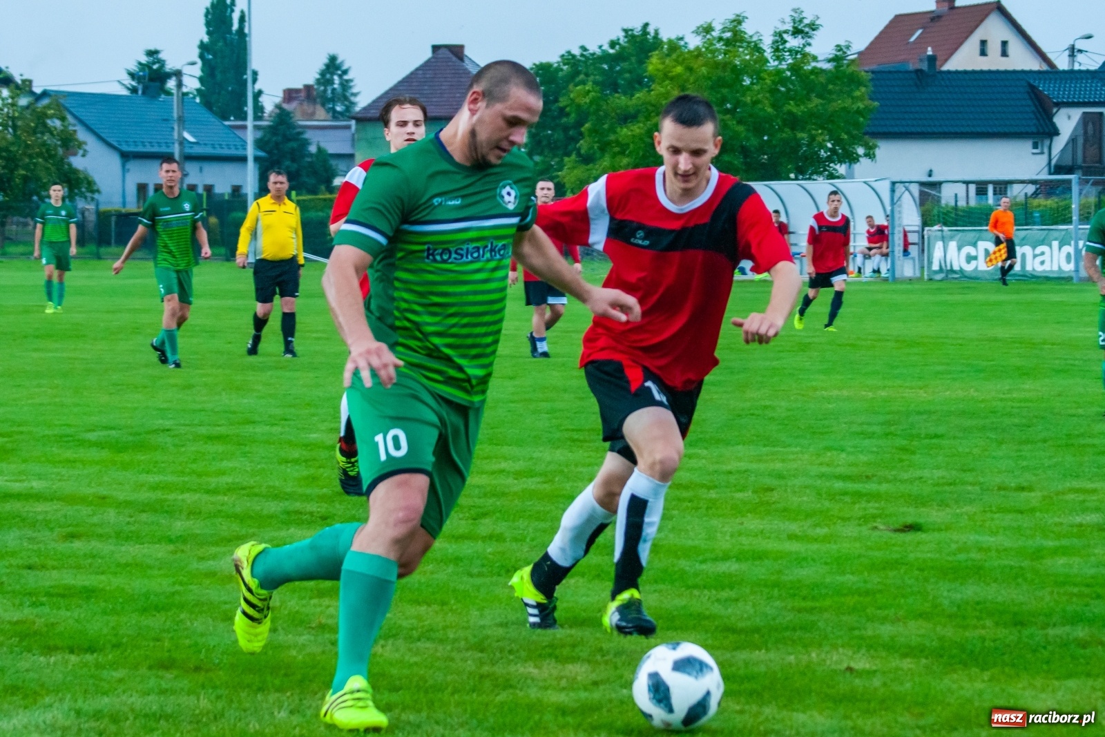 Zdjęcie w galerii na portalu naszraciborz.pl: Głowa Mateusza Kocota tajną bronią Tworkowa [FOTO] wiadomości z regionu