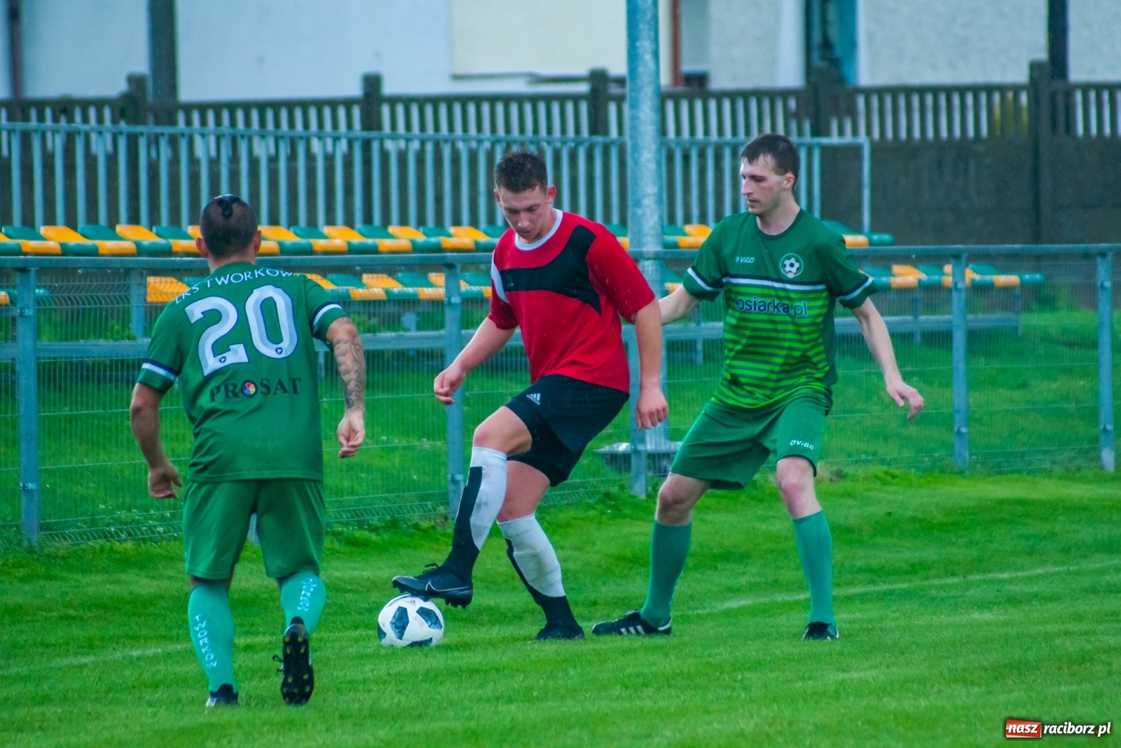 Zdjęcie w galerii na portalu naszraciborz.pl: Głowa Mateusza Kocota tajną bronią Tworkowa [FOTO] wiadomości z regionu