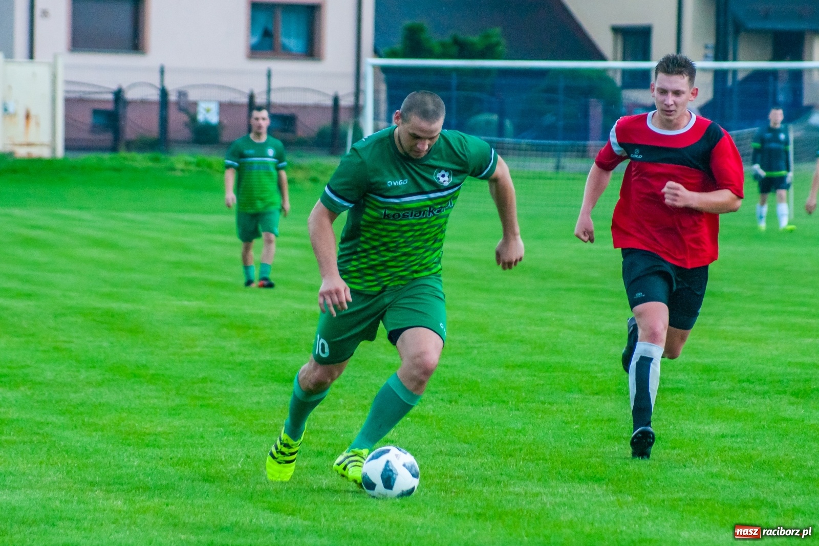 Zdjęcie w galerii na portalu naszraciborz.pl: Głowa Mateusza Kocota tajną bronią Tworkowa [FOTO] wiadomości z regionu