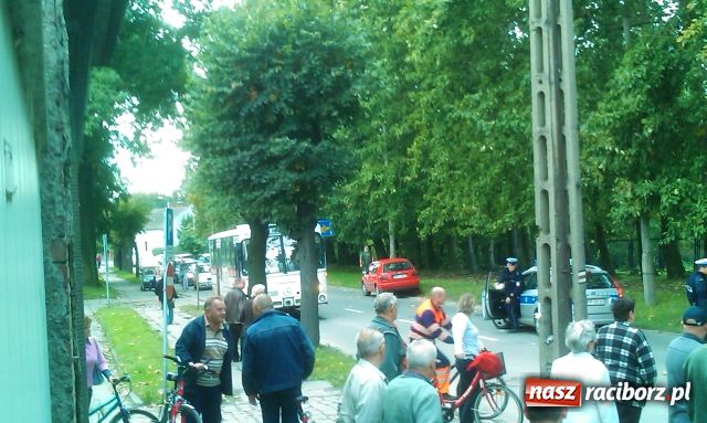 Zdjęcie w galerii na portalu naszraciborz.pl: Potrącenie rowerzystki na Kościuszki wiadomości z regionu