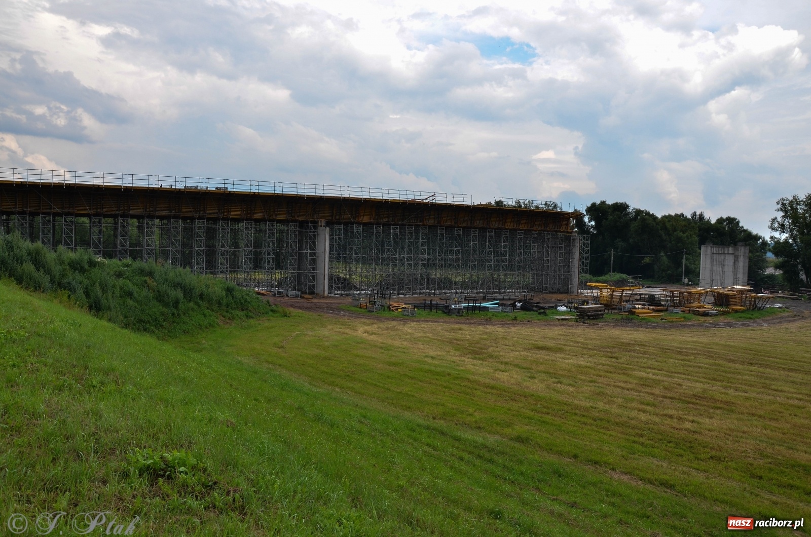 Zdjęcie w galerii na portalu naszraciborz.pl: Wschodnia obwodnica Raciborza - raport z budowy [18.07.2020]  wiadomości z regionu
