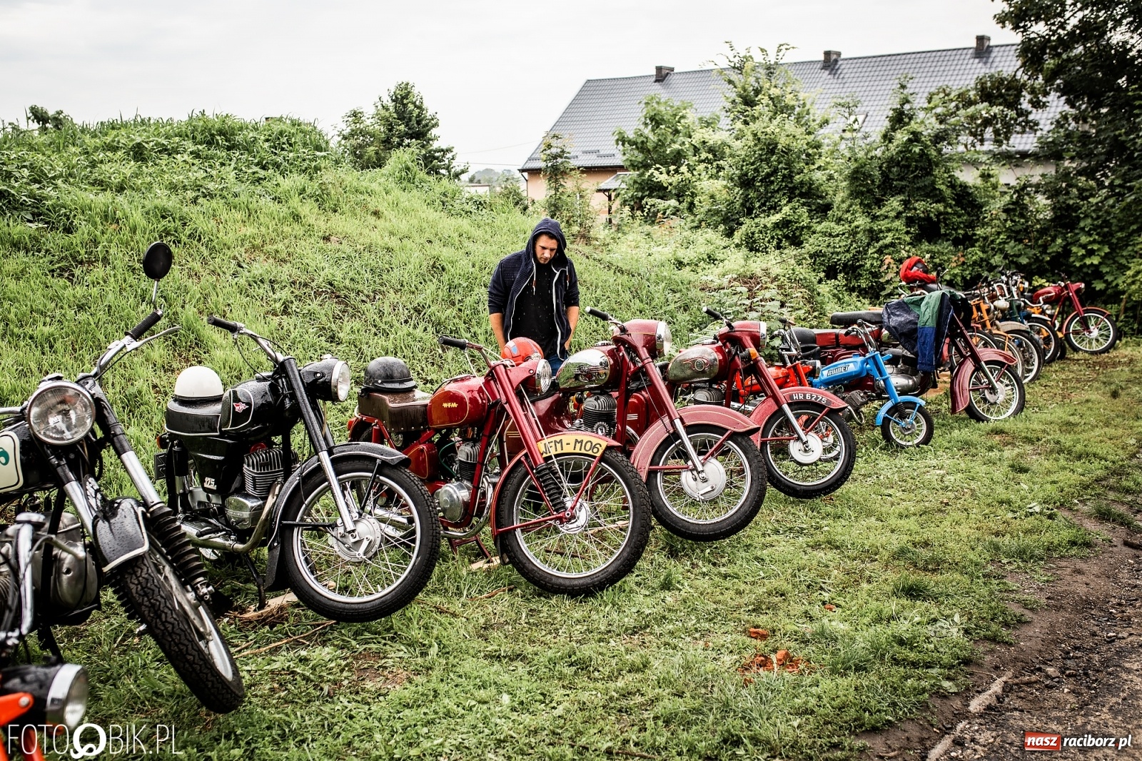 Zdjęcie w galerii na portalu naszraciborz.pl: Pojazdy zabytkowe zjadą do Sławikowa wiadomości z regionu