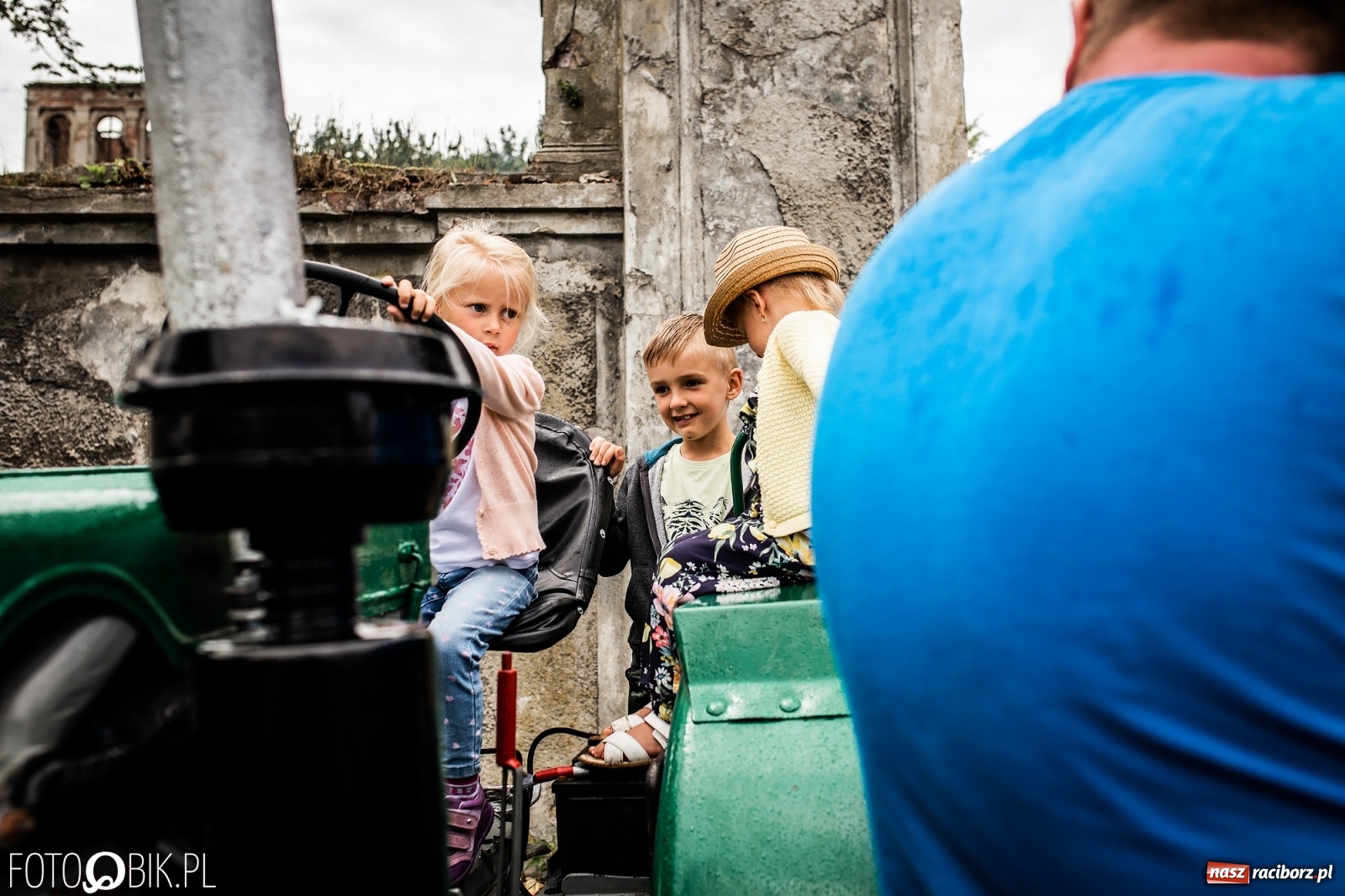 Zdjęcie w galerii na portalu naszraciborz.pl: Pojazdy zabytkowe zjadą do Sławikowa wiadomości z regionu