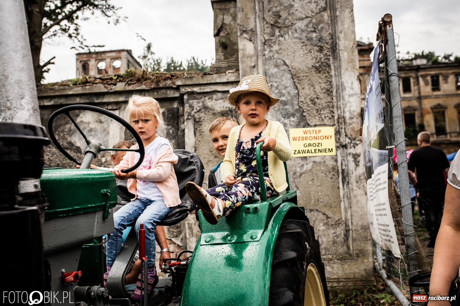 Zdjęcie w galerii na portalu naszraciborz.pl: Pojazdy zabytkowe zjadą do Sławikowa wiadomości z regionu