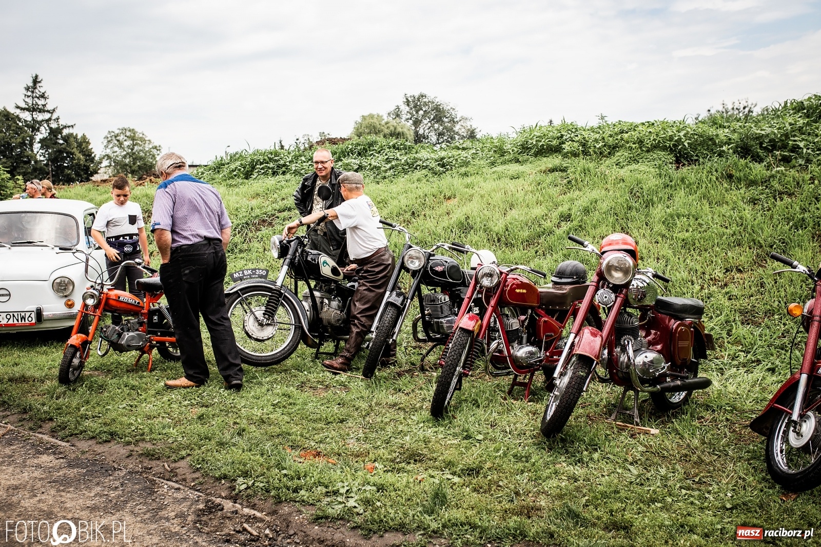 Zdjęcie w galerii na portalu naszraciborz.pl: Pojazdy zabytkowe zjadą do Sławikowa wiadomości z regionu