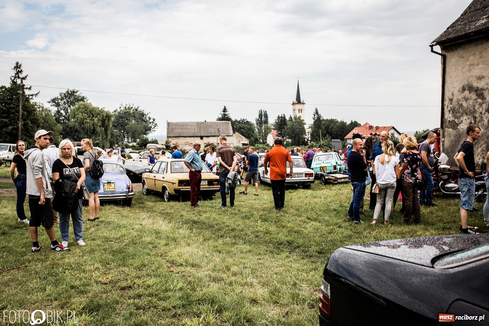 Zdjęcie w galerii na portalu naszraciborz.pl: Pojazdy zabytkowe zjadą do Sławikowa wiadomości z regionu