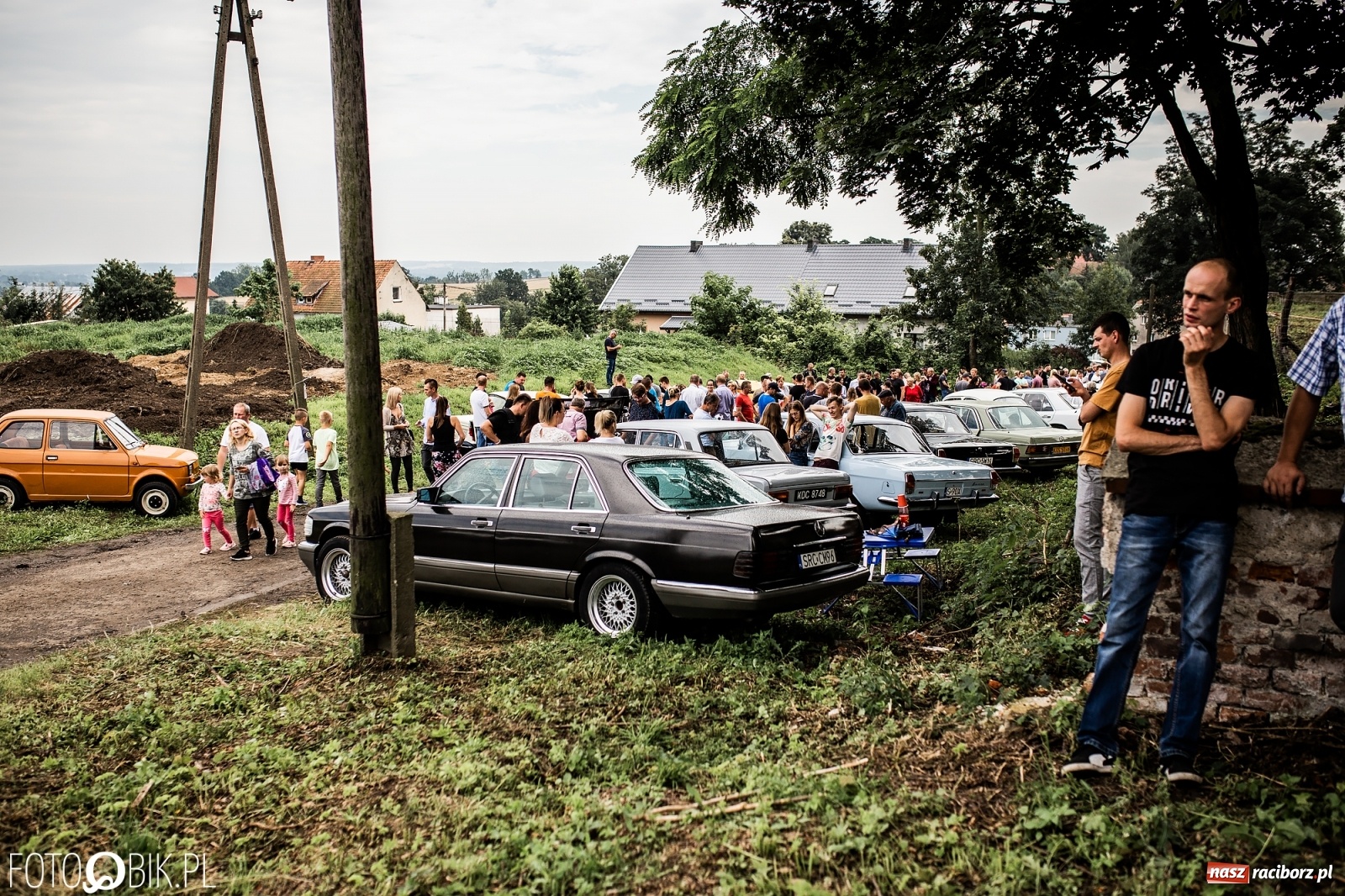 Zdjęcie w galerii na portalu naszraciborz.pl: Pojazdy zabytkowe zjadą do Sławikowa wiadomości z regionu