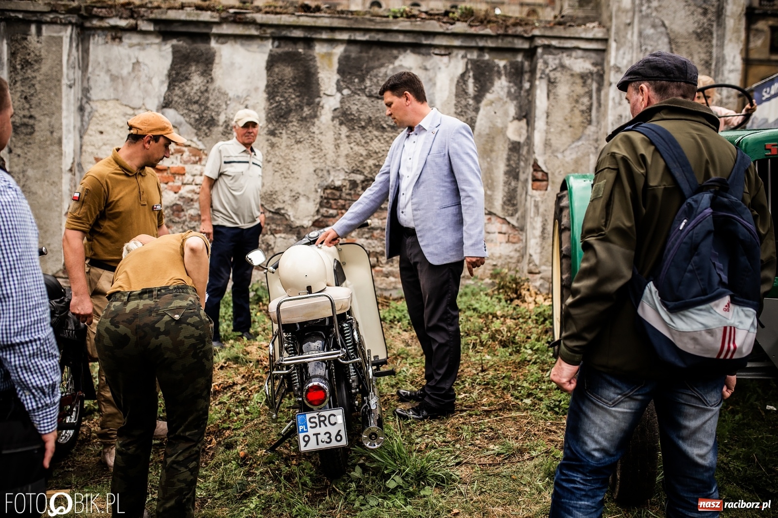 Zdjęcie w galerii na portalu naszraciborz.pl: Pojazdy zabytkowe zjadą do Sławikowa wiadomości z regionu