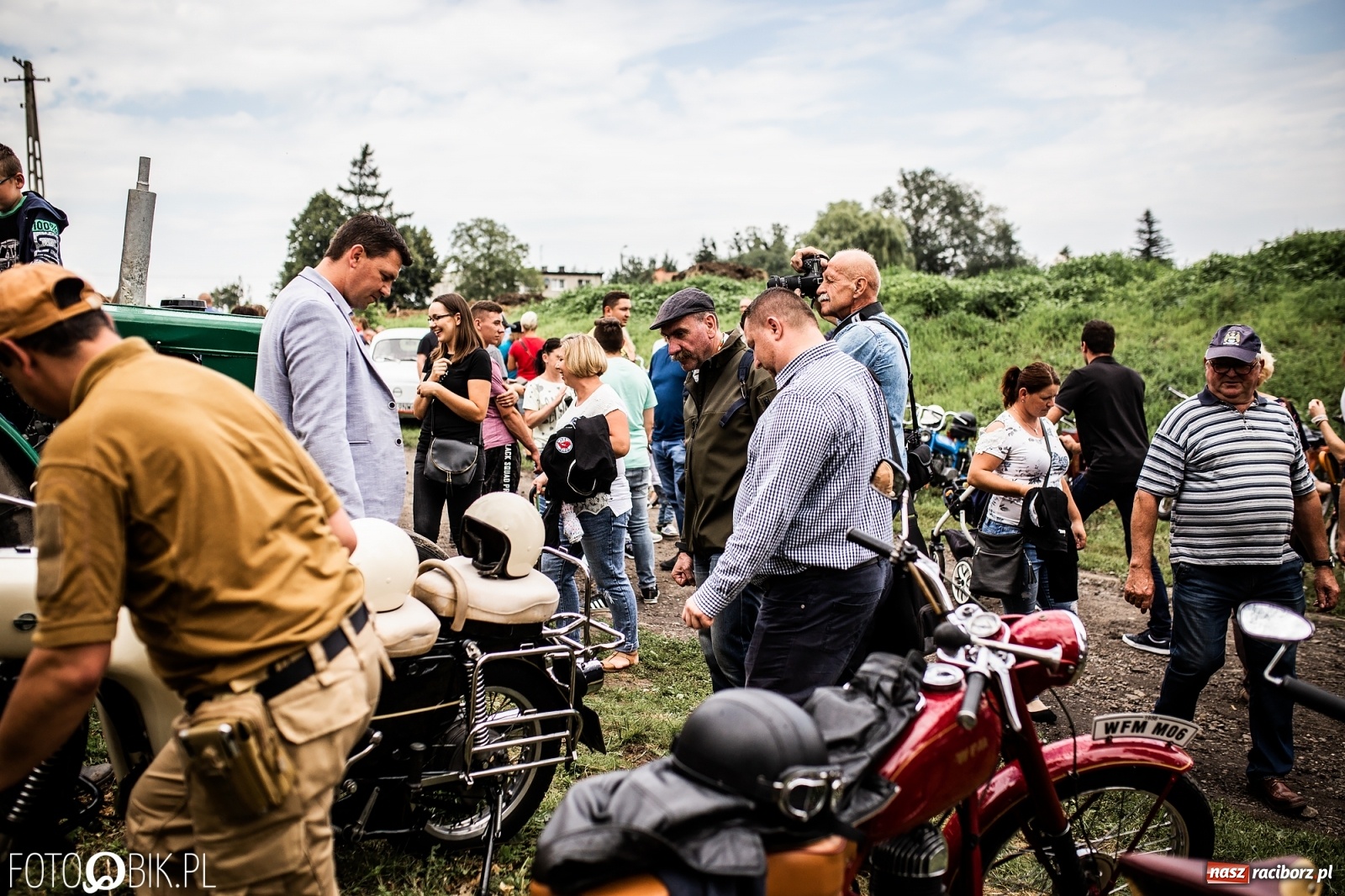 Zdjęcie w galerii na portalu naszraciborz.pl: Pojazdy zabytkowe zjadą do Sławikowa wiadomości z regionu