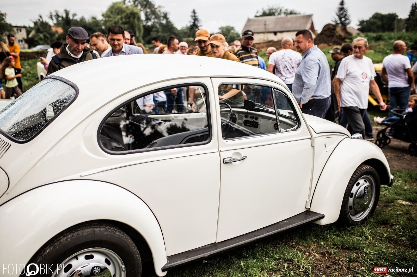 Zdjęcie w galerii na portalu naszraciborz.pl: Pojazdy zabytkowe zjadą do Sławikowa wiadomości z regionu