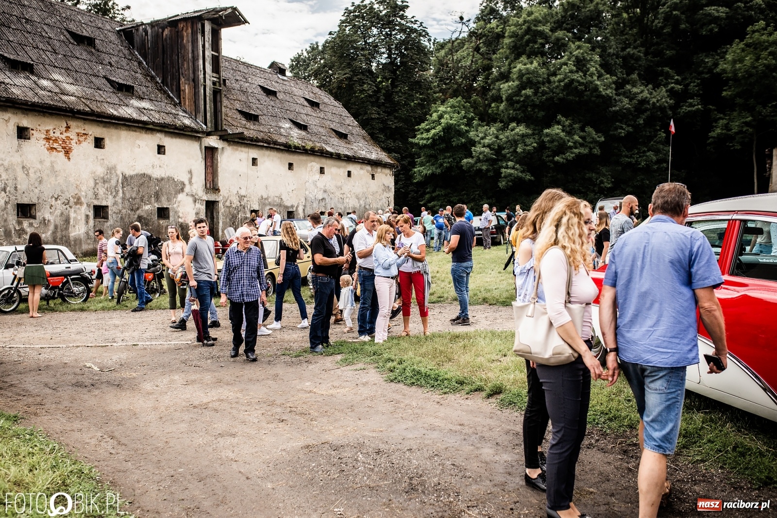 Zdjęcie w galerii na portalu naszraciborz.pl: Pojazdy zabytkowe zjadą do Sławikowa wiadomości z regionu