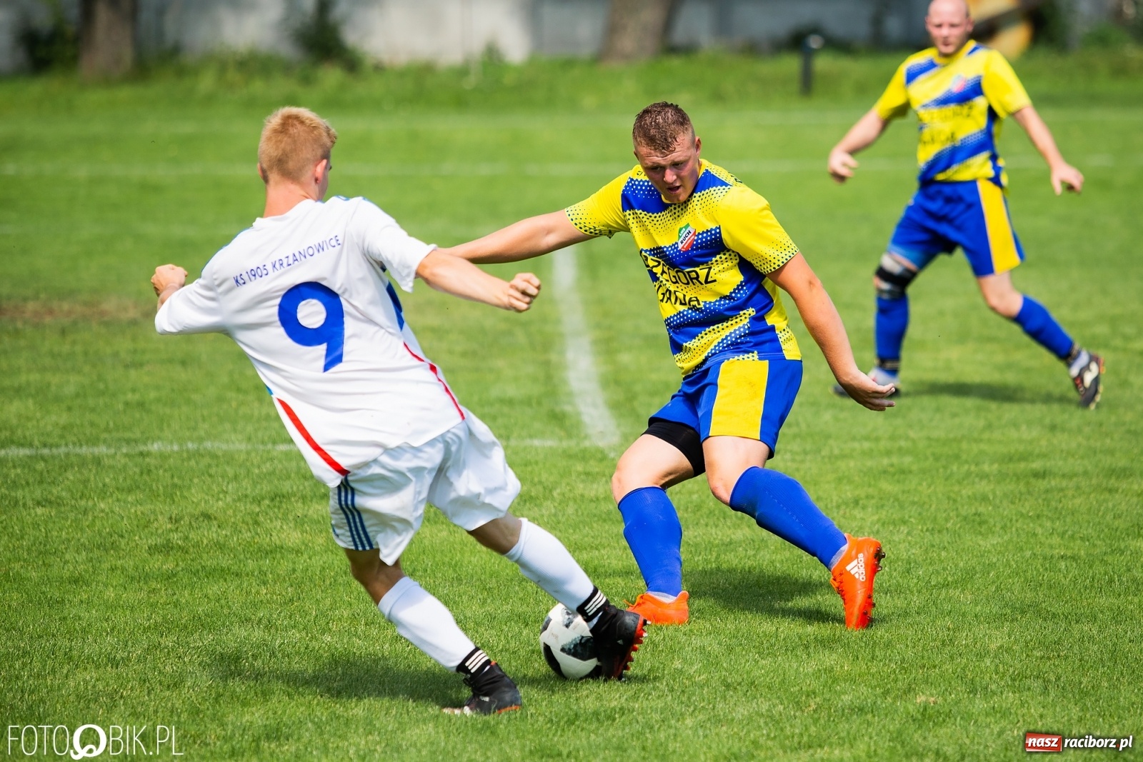 Zdjęcie w galerii na portalu naszraciborz.pl: Sparing. Kanonada w starciu rezerw Krzanowic z Bolesławiem [FOTO] wiadomości z regionu