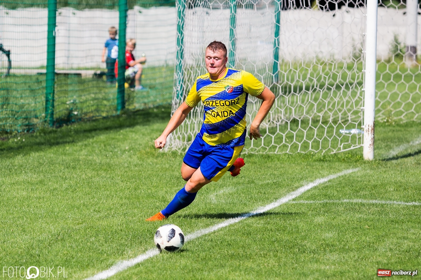 Zdjęcie w galerii na portalu naszraciborz.pl: Sparing. Kanonada w starciu rezerw Krzanowic z Bolesławiem [FOTO] wiadomości z regionu