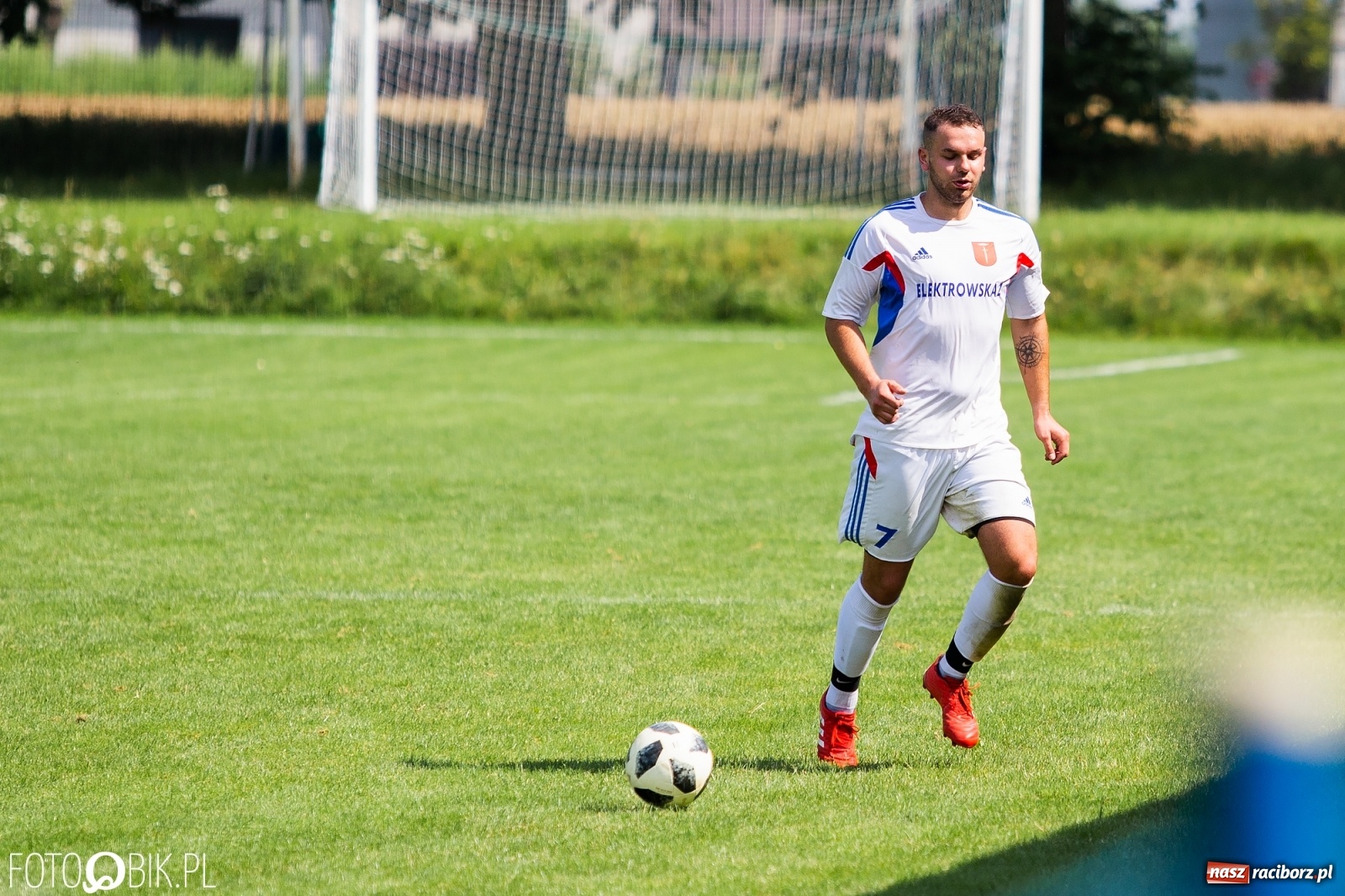 Zdjęcie w galerii na portalu naszraciborz.pl: Sparing. Kanonada w starciu rezerw Krzanowic z Bolesławiem [FOTO] wiadomości z regionu