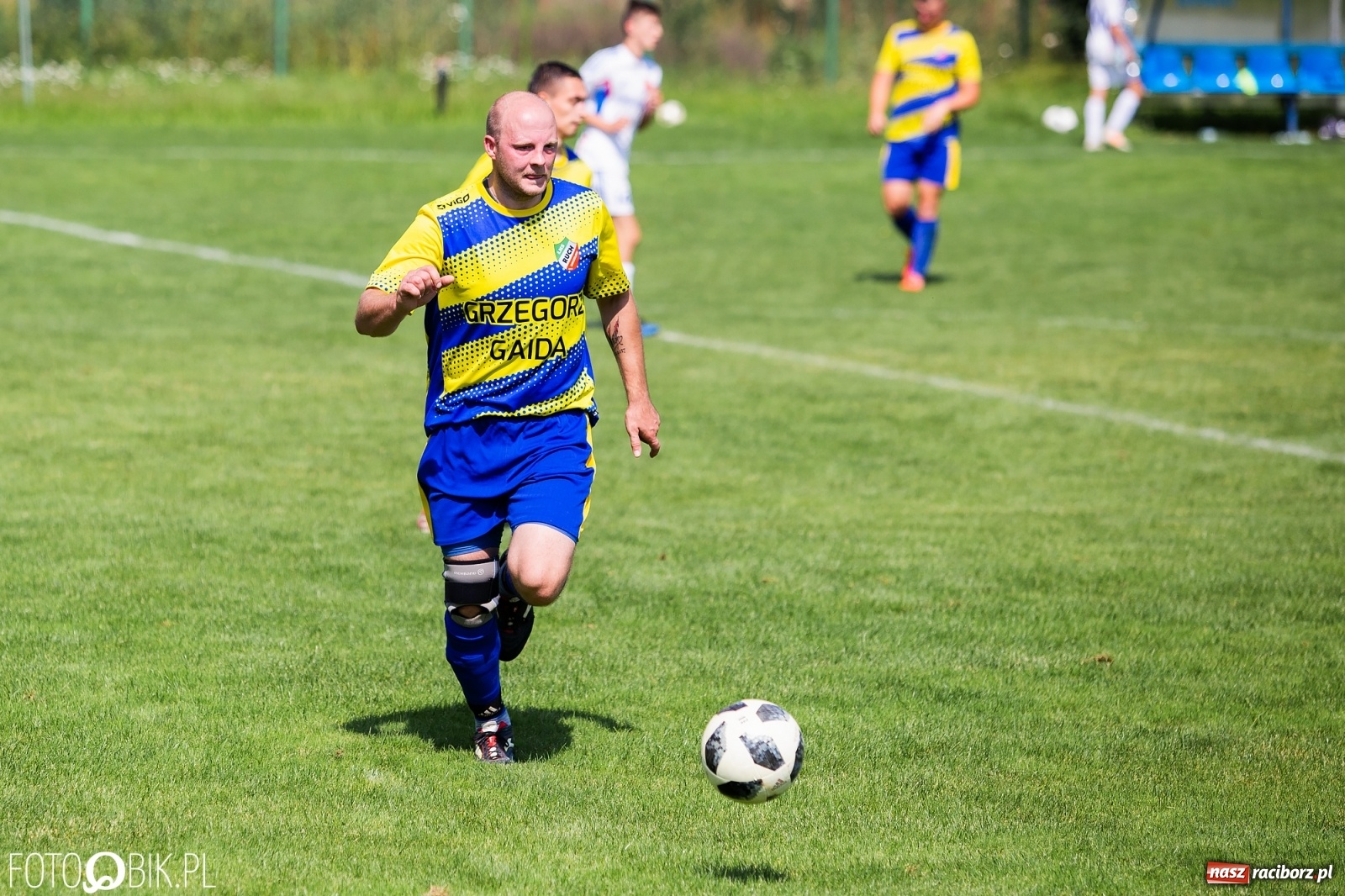 Zdjęcie w galerii na portalu naszraciborz.pl: Sparing. Kanonada w starciu rezerw Krzanowic z Bolesławiem [FOTO] wiadomości z regionu