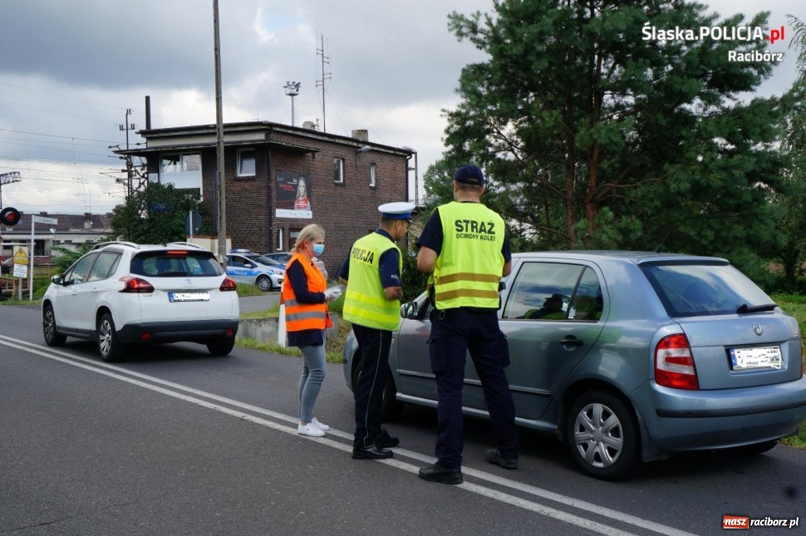 Zdjęcie w galerii na portalu naszraciborz.pl: Raciborska drogówka w akcji Bezpieczny przejazd - szlaban na ryzyko!  wiadomości z regionu