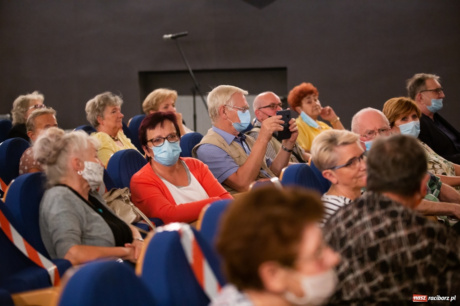 Zdjęcie w galerii na portalu naszraciborz.pl: Społeczny protest w sprawie szpitala. Władza nas olała!  wiadomości z regionu