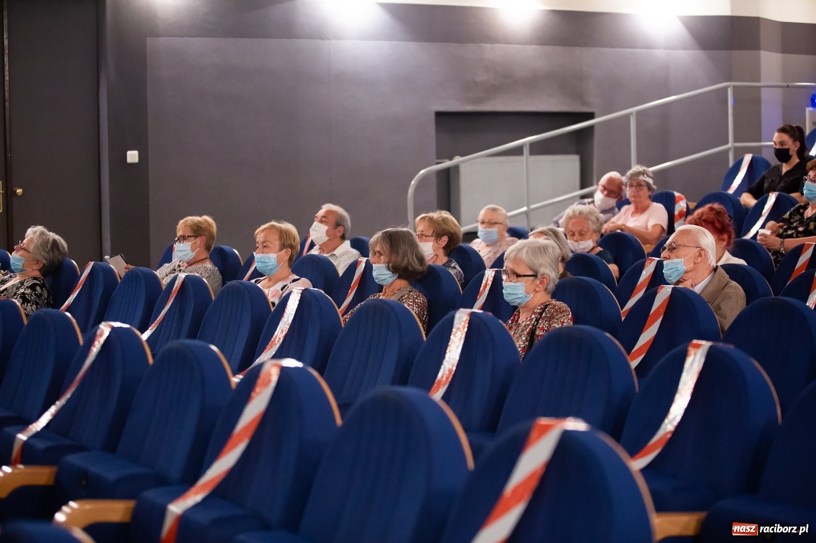 Zdjęcie w galerii na portalu naszraciborz.pl: Społeczny protest w sprawie szpitala. Władza nas olała!  wiadomości z regionu