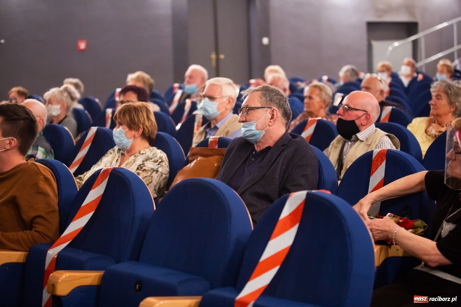 Zdjęcie w galerii na portalu naszraciborz.pl: Społeczny protest w sprawie szpitala. Władza nas olała!  wiadomości z regionu
