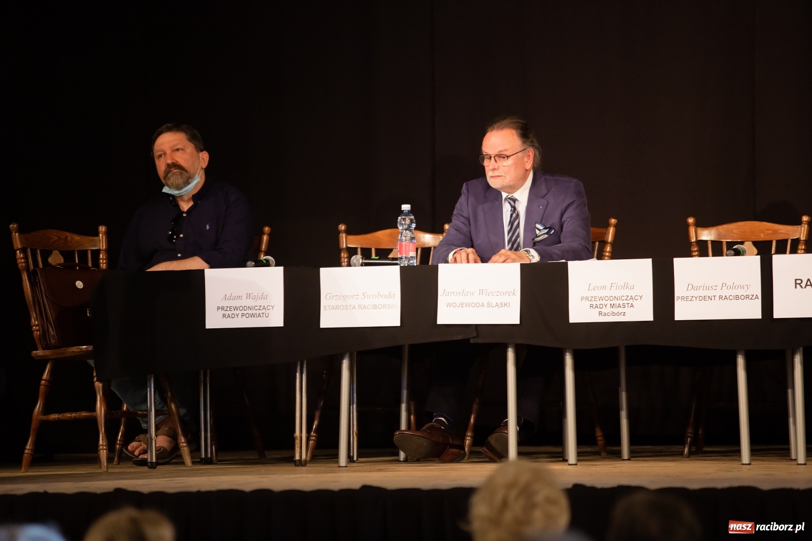 Zdjęcie w galerii na portalu naszraciborz.pl: Społeczny protest w sprawie szpitala. Władza nas olała!  wiadomości z regionu