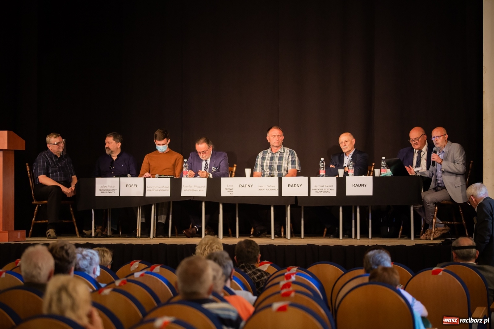 Zdjęcie w galerii na portalu naszraciborz.pl: Społeczny protest w sprawie szpitala. Władza nas olała!  wiadomości z regionu
