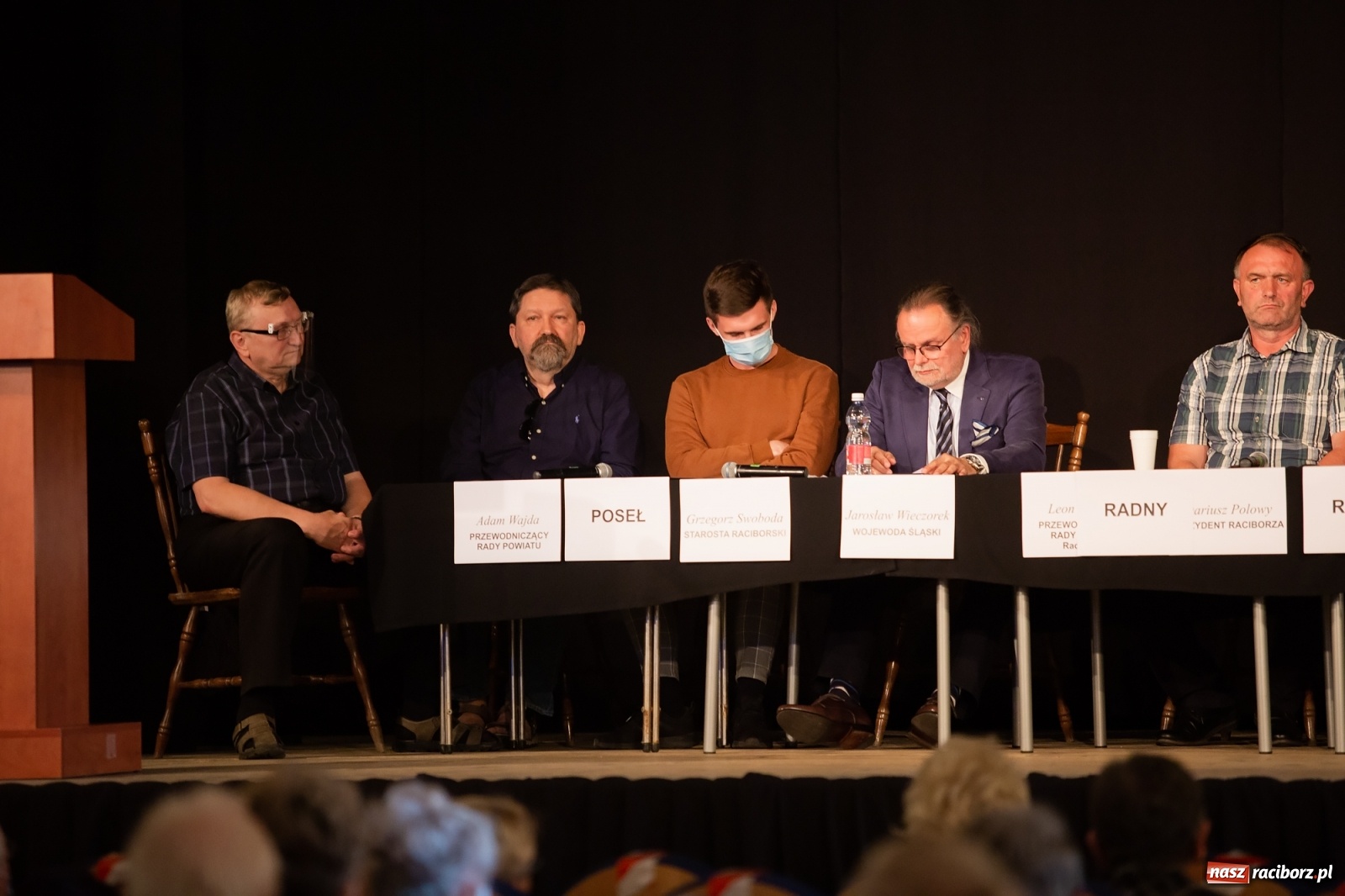 Zdjęcie w galerii na portalu naszraciborz.pl: Społeczny protest w sprawie szpitala. Władza nas olała!  wiadomości z regionu
