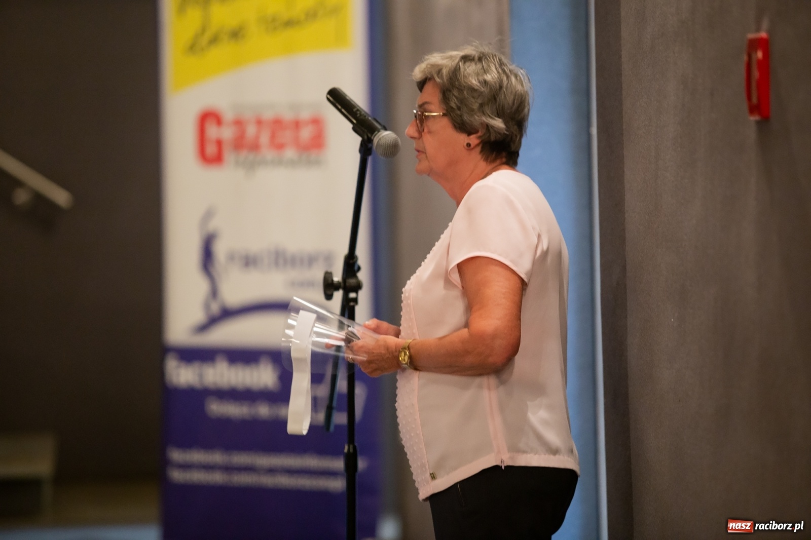 Zdjęcie w galerii na portalu naszraciborz.pl: Społeczny protest w sprawie szpitala. Władza nas olała!  wiadomości z regionu