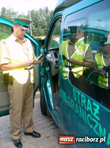 Zdjęcie w galerii na portalu naszraciborz.pl: ŚOSG: Nielegalny pobyt w Polsce wiadomości z regionu