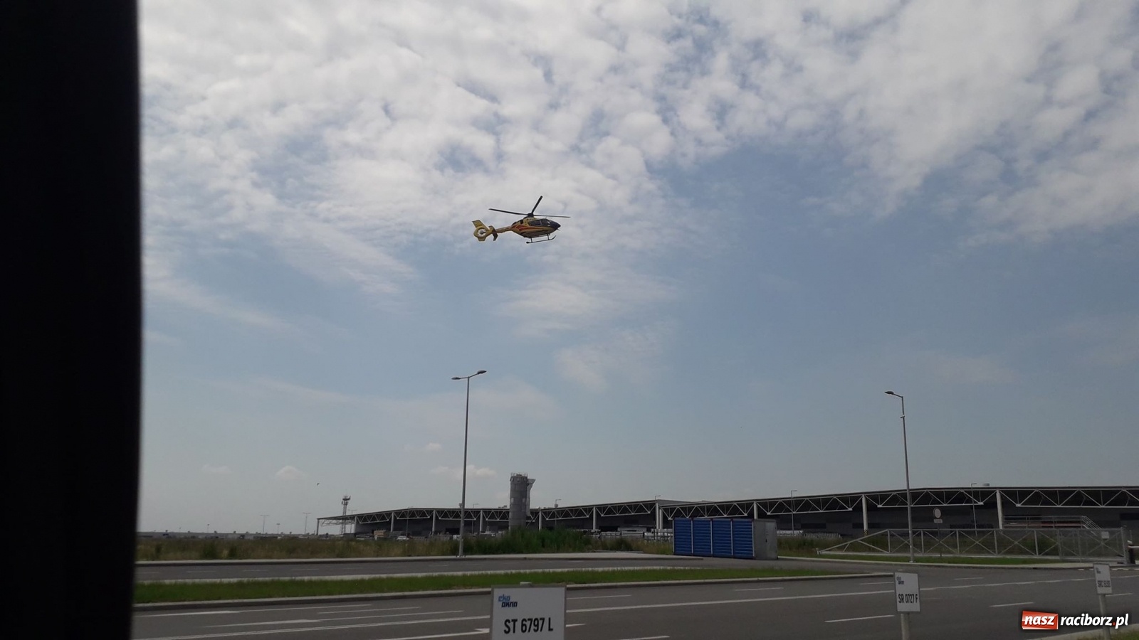 Zdjęcie w galerii na portalu naszraciborz.pl: Śmigłowiec LPR wezwany do Kornic wiadomości z regionu