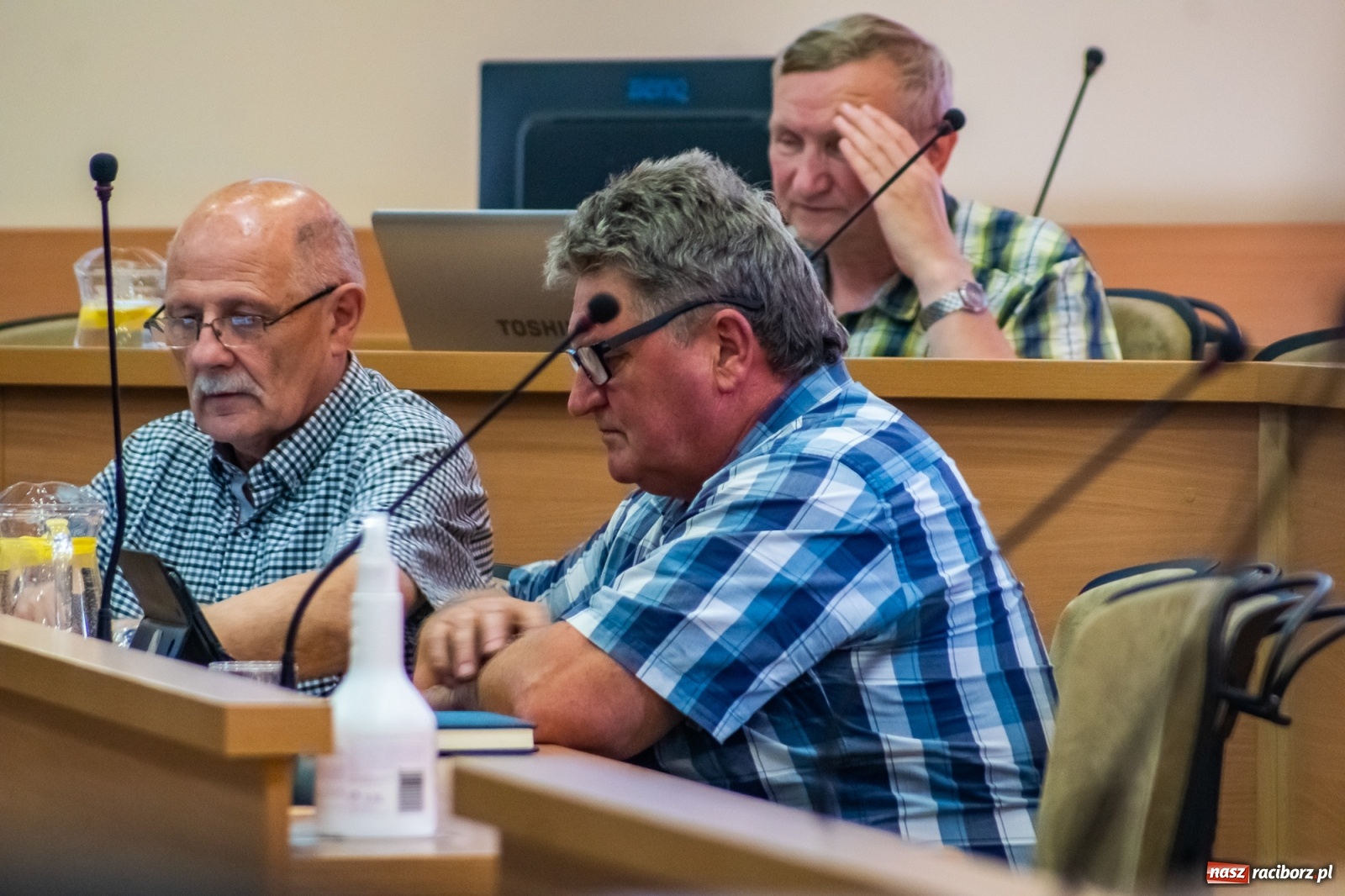 Zdjęcie w galerii na portalu naszraciborz.pl: Radni dyskutowali o spółkach miejskich. Pytano o wynagrodzenia w nowej Unii Racibórz wiadomości z regionu