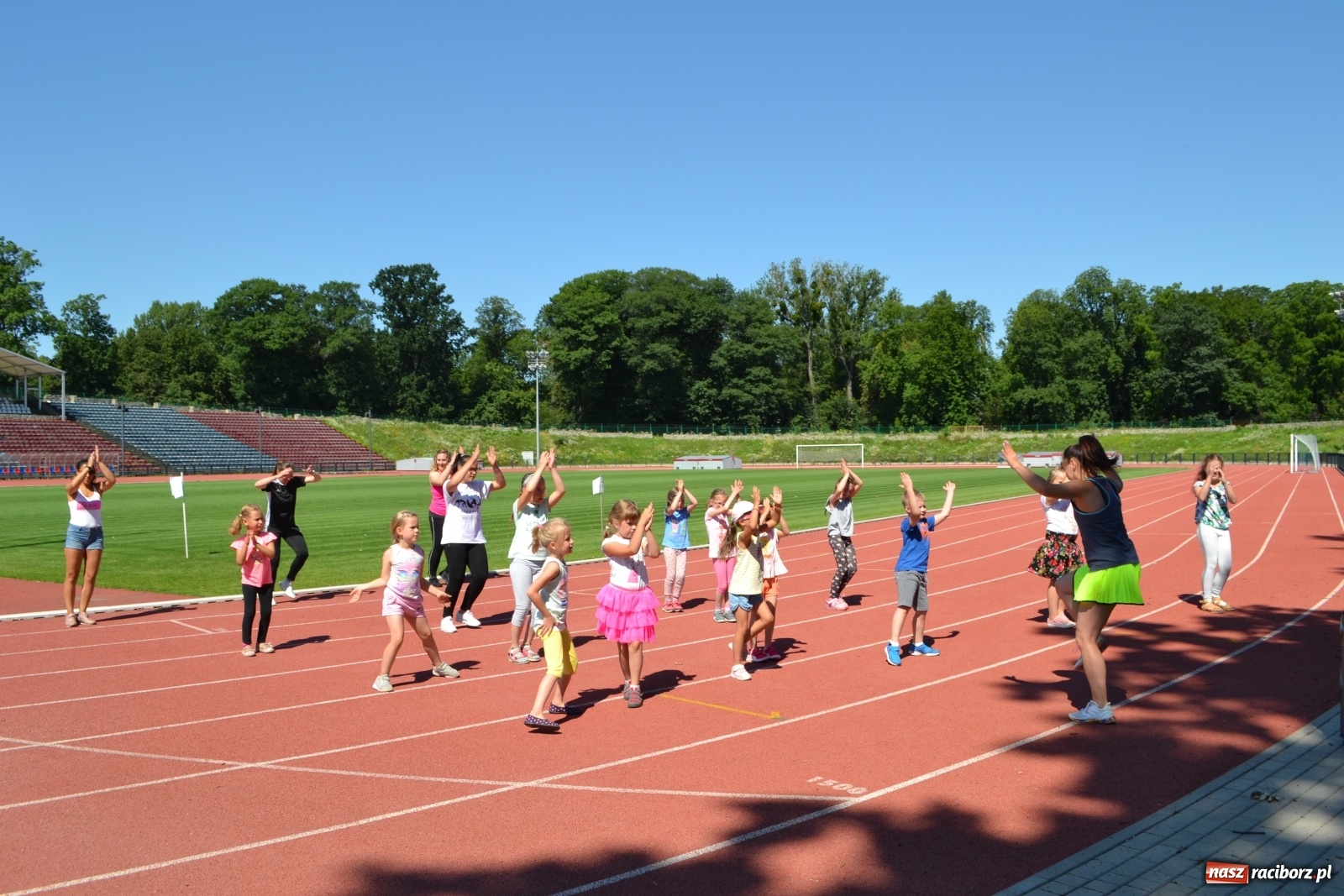Zdjęcie w galerii na portalu naszraciborz.pl: Szalone warsztaty taneczne z RCK za nami [FOTO] wiadomości z regionu