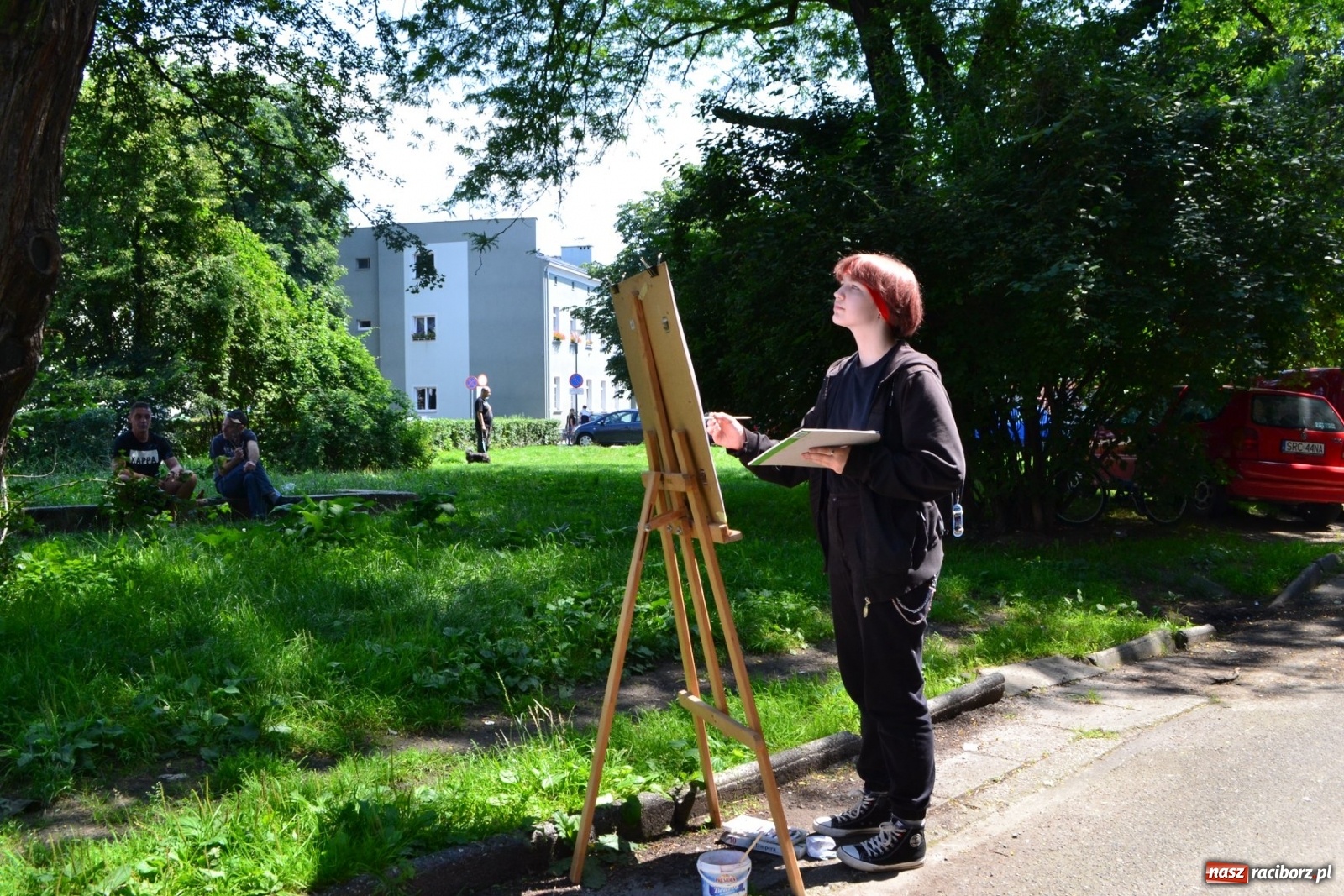 Zdjęcie w galerii na portalu naszraciborz.pl: Wakacyjny plener malarski w centrum Raciborza wiadomości z regionu