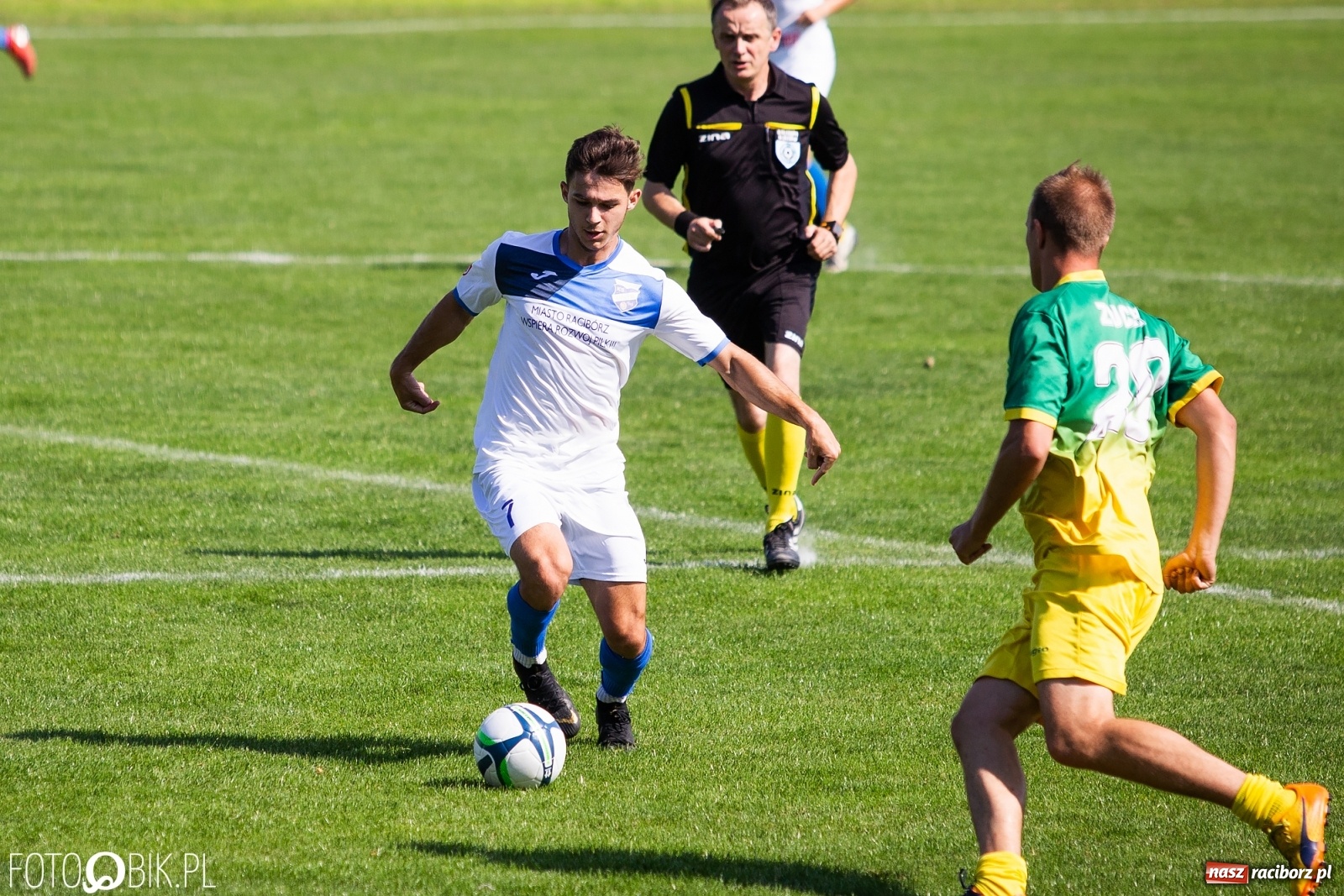 Zdjęcie w galerii na portalu naszraciborz.pl: Sparingowa masakra piłą nożną przy Srebrnej [FOTO] wiadomości z regionu