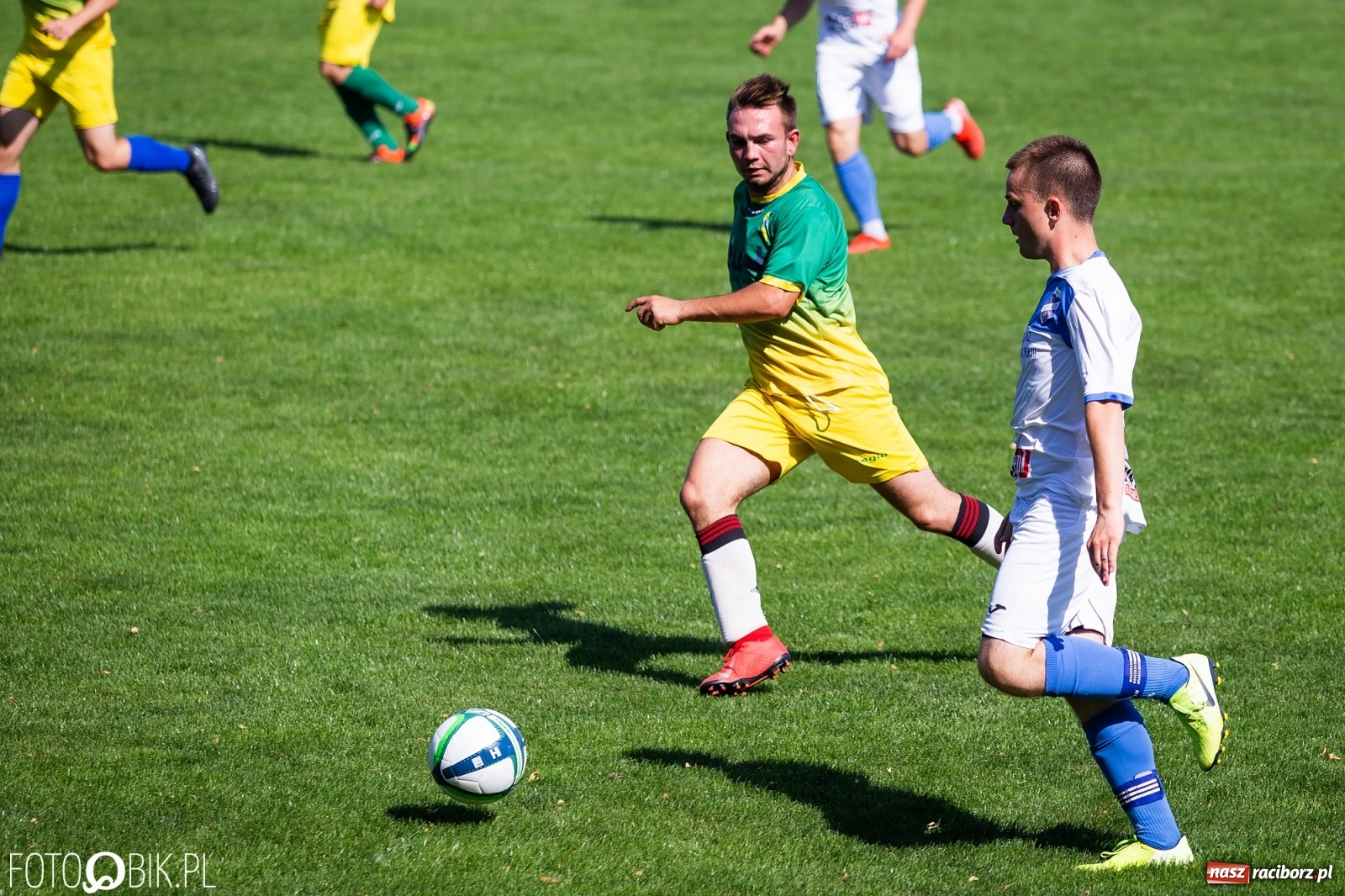 Zdjęcie w galerii na portalu naszraciborz.pl: Sparingowa masakra piłą nożną przy Srebrnej [FOTO] wiadomości z regionu
